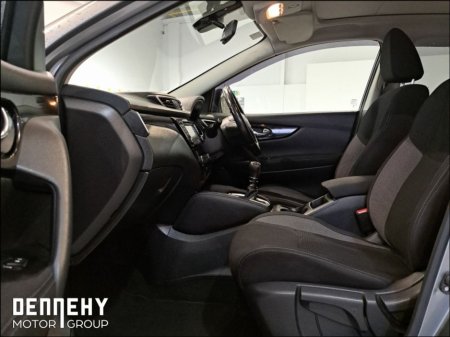 2018 Nissan Qashqai - thumbnail 5