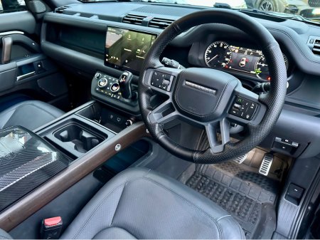 2023 Land Rover Defender ++HIGH SPEC++ 110 2.0 P400E X 404PS thumbnail
