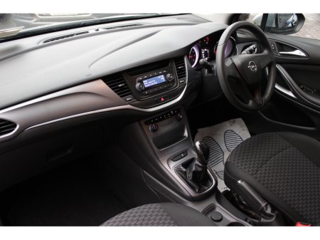 2017 Opel Astra 1.4i S EDITION 5DR HATCHBACK //IRISH CAR FROM NEW WITH ONLY 64000 KM'S // BUY WITH CONFIDENCE AA AND SIMI APPROVED DEALER 2026 // FINANCE ARRANGED // ALL TRADE INS WELCOME // €10,950 thumbnail