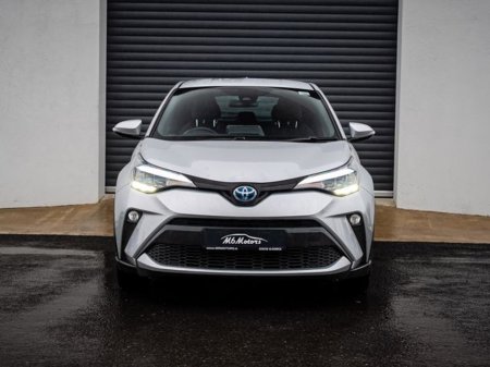 2022 Toyota C-HR ICON €22,950 thumbnail