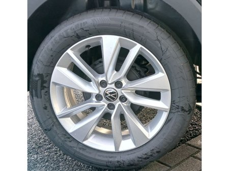 2025 Volkswagen T-Cross - thumbnail 8