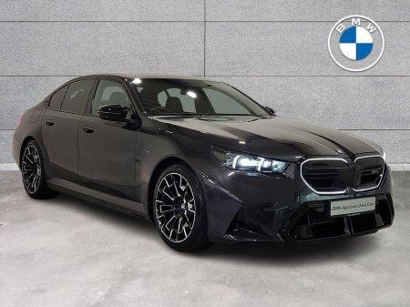 2025 BMW M5 Saloon
