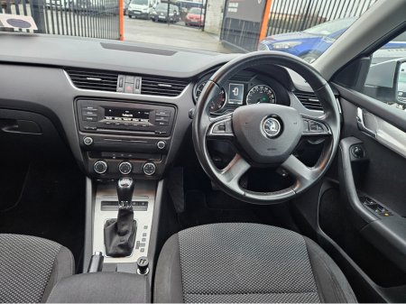 2014 Skoda Octavia AMBITION 1.2 TSI 105HP DGS 4 4DR AUTO €9,950 thumbnail