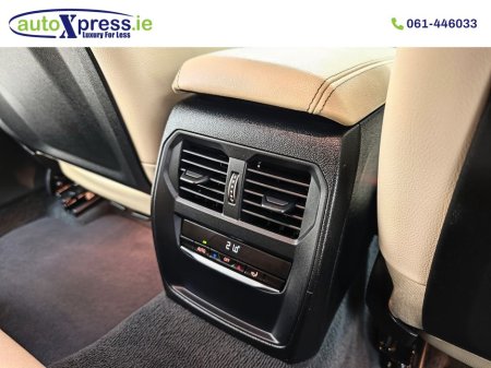 2021 BMW 3 Series - thumbnail 8