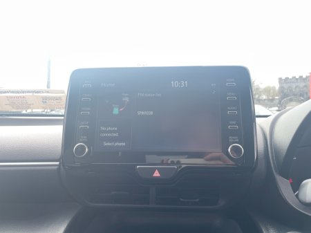 2024 Toyota Yaris - thumbnail 13