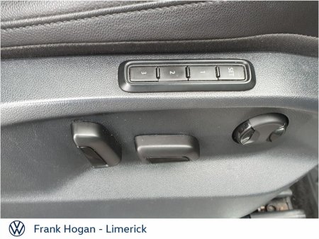 2020 Volkswagen Tiguan - thumbnail 14