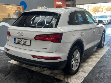 2019 Audi Q5 €35950! 2019 AUDI Q5 40 TDI QUATTRO Heated Seats / Reverse Camera / Cruise Control / Memory Seats €35,950