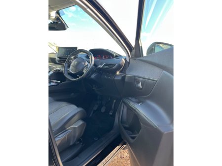 2021 Peugeot 5008 1.5 BlueHDi 130bhp Allure thumbnail