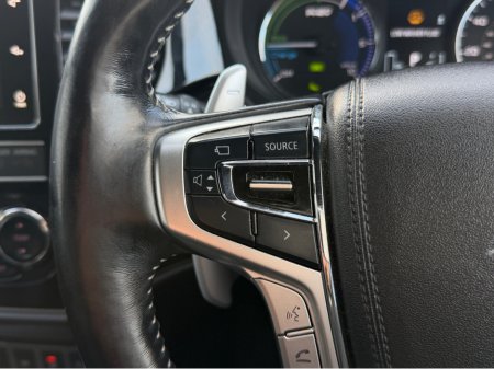 2018 Mitsubishi Outlander (182) 2.4 4HS PHEV AUTO €18,950 thumbnail