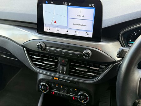 2019 Ford Focus 1.5 TDCI TITANIUM 120PS 5DR €16,950 thumbnail