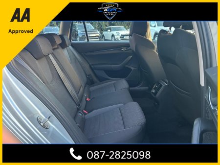 2022 Skoda Octavia - thumbnail 11