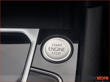 2023 Volkswagen Arteon 1.4TSI PHEV 218HP R-LINE €40,900 thumbnail