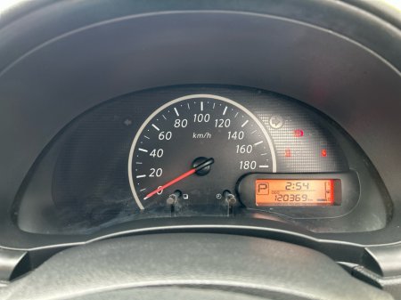 2013 Nissan Micra - thumbnail 7