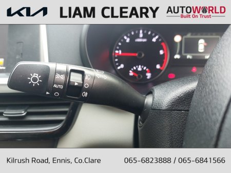 2019 Kia Optima PLATINUM 7 5DR €17,900 thumbnail