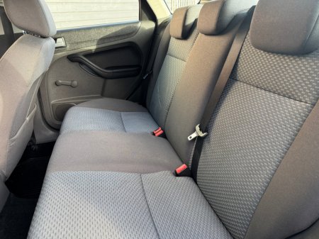 2008 Ford Focus STYLE 1.4 80PS 5DR €2,495 thumbnail