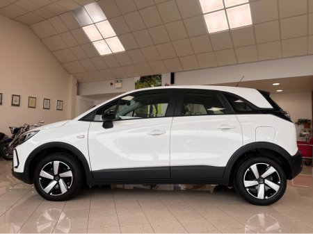 2024 Opel Crossland X **Only 14,000 Kms** Best Value As New 2024 Opel Crossland Diesel Apple Car Play Rear View Camera www.bolands.ie Est.1955 €21,950 thumbnail