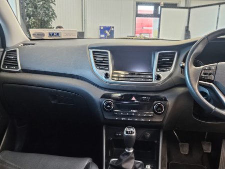 2017 Hyundai Tucson 1.7 D Comfort Plus €13,950 thumbnail