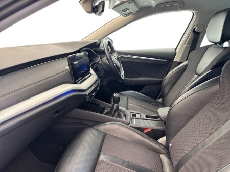 2023 Skoda Octavia - view 2