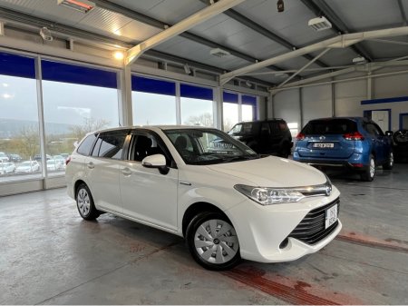 2017 Toyota Corolla - thumbnail 2