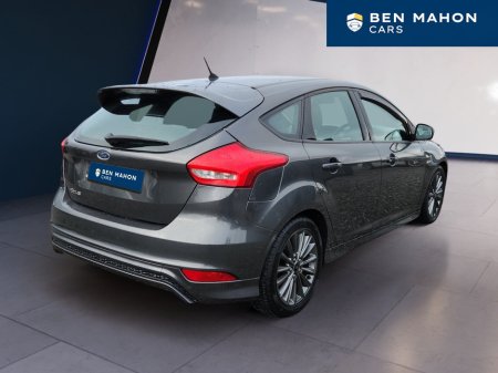 2017 Ford Focus 1.5 TDCi 120PS ST-Line Powershift €13,450 thumbnail