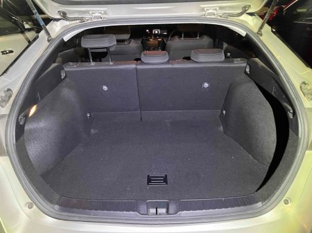 2017 Toyota Prius COMING SOON / HYBRID / AUTO / FINANCE