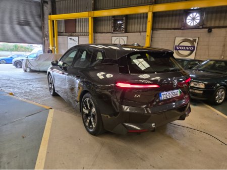 2022 BMW iX - thumbnail 23