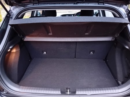 2016 Hyundai i20 1.2i DELUXE 1 OWNER ONLY 93 KLMS @ REDDY2DRIVE LTD €10,995 thumbnail