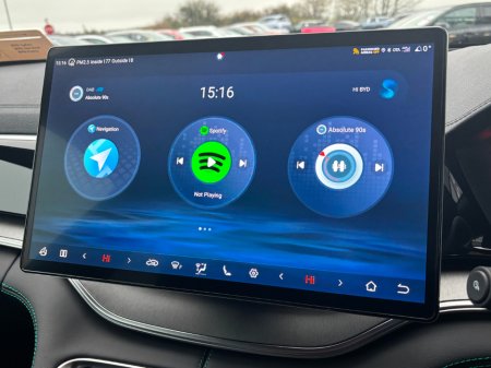 2025 BYD Seal U DM-i Comfort 26.6kWh *125km EV Range* €42,995 thumbnail