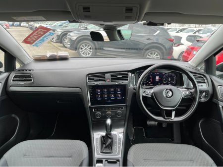 2018 Volkswagen Golf - thumbnail 13