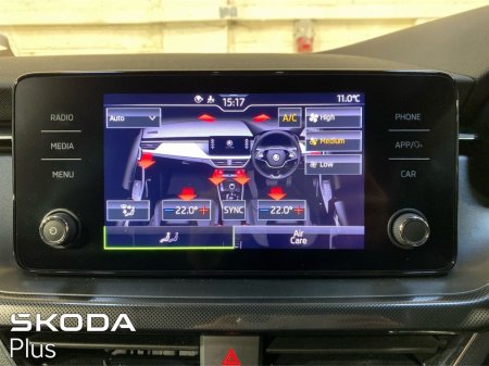 2023 Skoda Kamiq Style 1.0TSI 110bhp *Sport Pack* €25,950 thumbnail