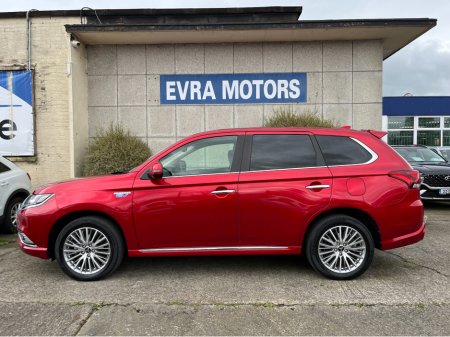 2020 Mitsubishi Outlander - thumbnail 6