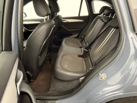 2022 BMW X1 - thumbnail 4