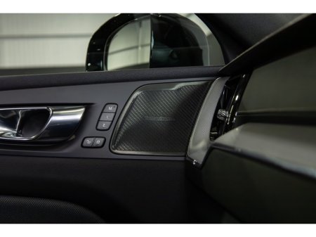 2020 Volvo XC60 - thumbnail 17