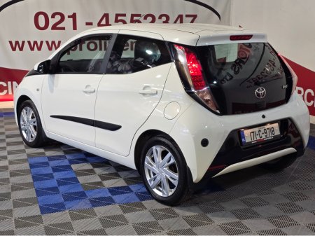 2017 Toyota Aygo - thumbnail 8