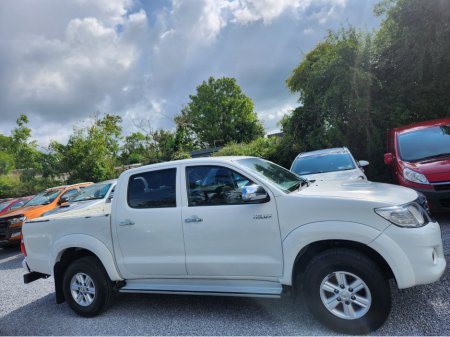 2014 Toyota Hilux 2.5 D-4D ICON 4WD €19950 inc vat €16,219