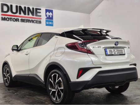 2019 Toyota C-HR **SPORT HYBRID**AUTO**KEYLESS ENTRY AND START**ANDROID/APPLE RADIO MEDIA UNIT**18" DIAMOND CUT ALLOYS**REVERSE CAMERA**HALF LEATHER SEATS**LANE DEPARTURE WARNING**ADAPTIVE CRUISE CONTROL**BLIND SPOT €21,949 thumbnail
