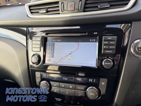 2017 Nissan Qashqai - thumbnail 18