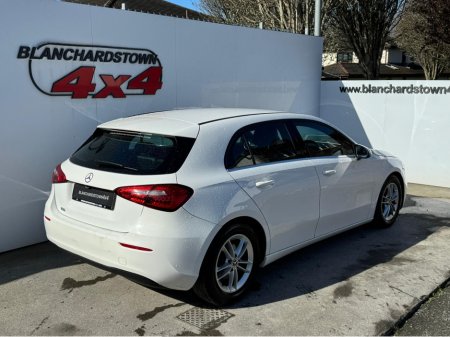 2019 Mercedes-Benz A Class - thumbnail 2