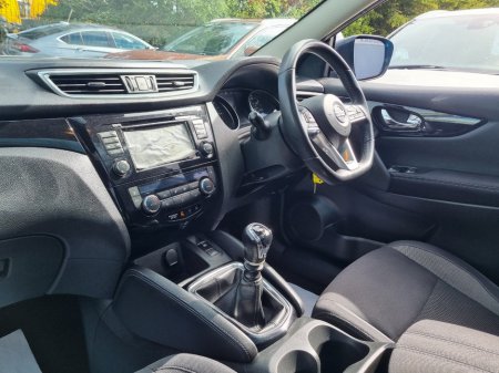 2017 Nissan Qashqai - thumbnail 14