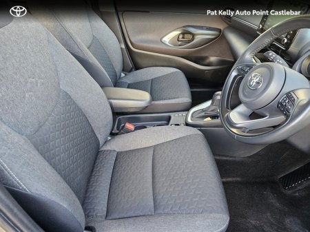 2024 Toyota Yaris Cross - thumbnail 12