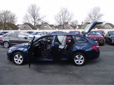 2021 Skoda Superb - thumbnail 18