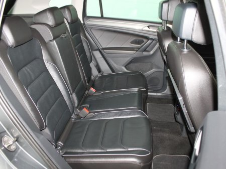 2020 Volkswagen Tiguan - thumbnail 14