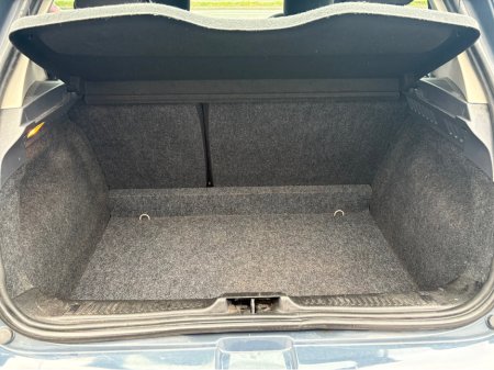 2012 Renault Clio - thumbnail 9