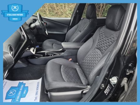 2017 Toyota Prius /2017/1.8 PETROL PLUG-IN HYBRID/AUTO €16,999 thumbnail