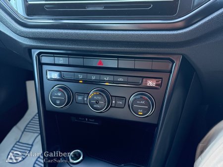 2021 Volkswagen T-Roc - thumbnail 15