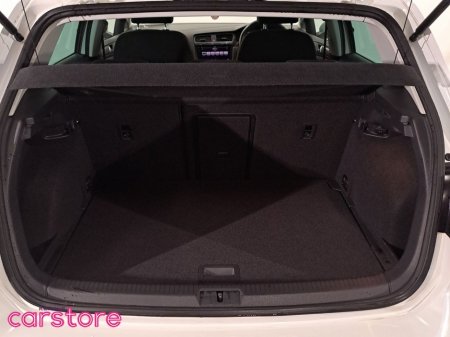 2017 Volkswagen Golf  €17,880 thumbnail