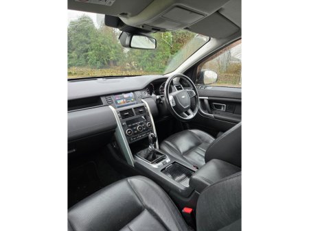 2015 Land Rover Discovery - thumbnail 14