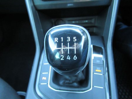 2023 Volkswagen Tiguan Life 2.0tdi M6F 122HP 5 €33,990 thumbnail