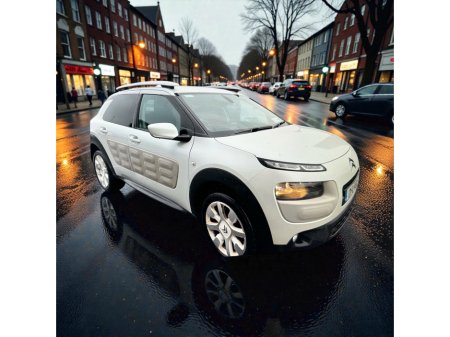 2017 Citroen C4 Cactus 1.2 PureTech 75 Touch €9,888 thumbnail