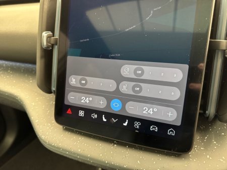 2024 Volvo EX30 - thumbnail 19